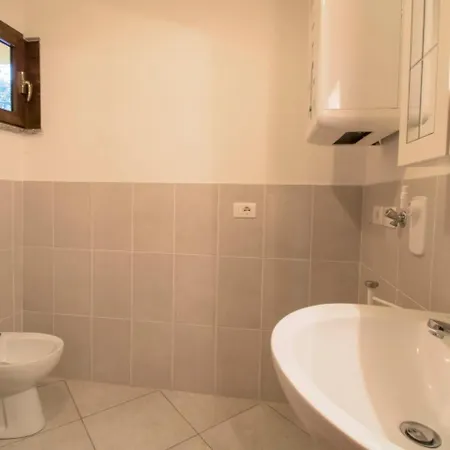 Apartment Locazione Turistica Giuseppe.5 *
